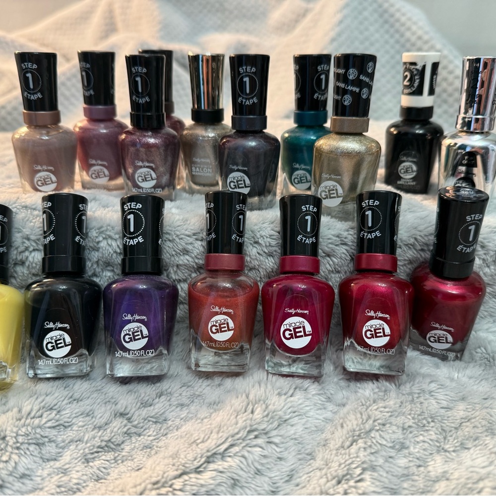 Sally Hansen Miracle Gel Nail Polish Set
